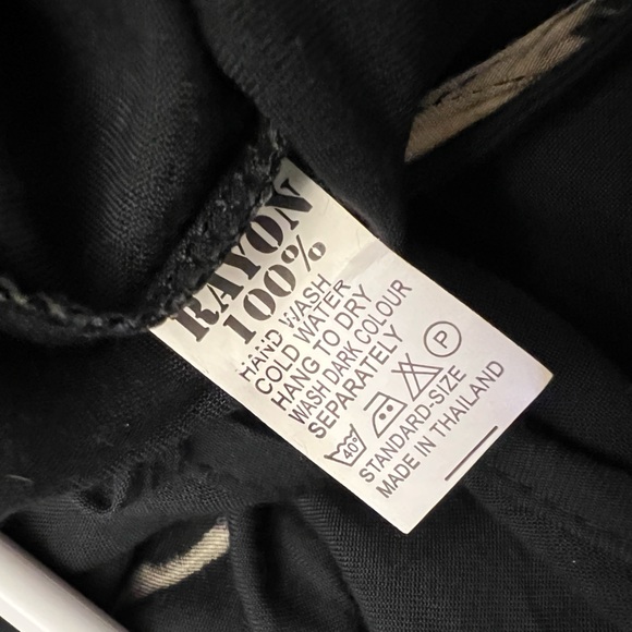 Tie-dye Rayon Spaghetti Strap Jumper. One size - Picture 4 of 4